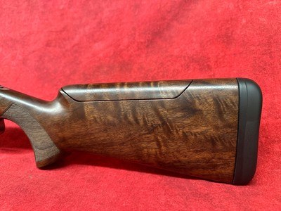 Browning Citori 825 Pro Trap 12ga 2.75" 30", Silver Nitride Stainless Steel Receiver, Adj Comb Gloss Black Walnut Stock (0183504003) - Image 9 of 13