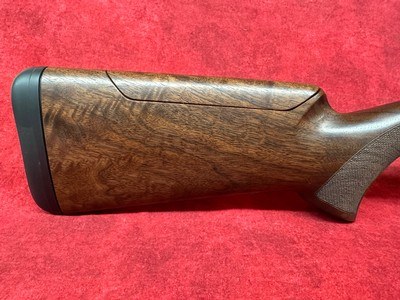 Browning Citori 825 Pro Trap 12ga 2.75" 30", Silver Nitride Stainless Steel Receiver, Adj Comb Gloss Black Walnut Stock (0183504003) - Image 3 of 13