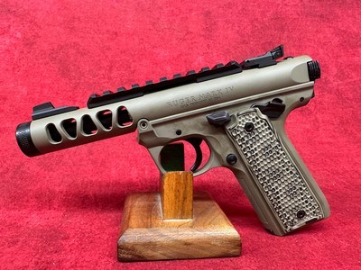 RUGER MARK IV 22/45 LITE 22LR 4.4" FDE THREADED BARREL (43920) - Image 5 of 5