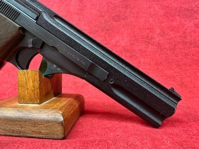 Beretta 76 Target .22lr 6" comes with the Original box - Image 6 of 11