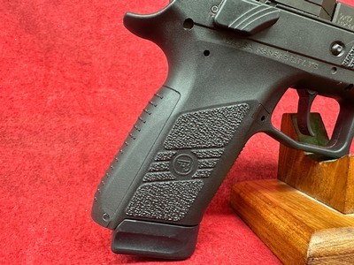CZ-USA P-07 9mm with threaded barrel 15 Round - Image 2 of 10