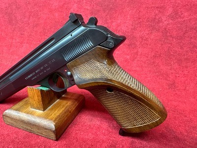 Italian Bernardelli model 100 Target .22lr 6" with Leather case - Image 7 of 13