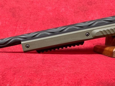 Volquartsen VF-ORYX 22lr 20.5" - Image 9 of 12