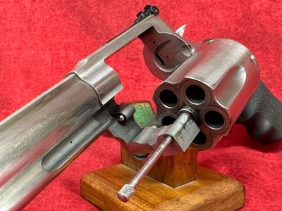 Smith & Wesson 460 XVR Extra Large 460 S&W Mag 5 Shot 8.38" Satin Compensated Barrel (163460) - Image 11 of 12