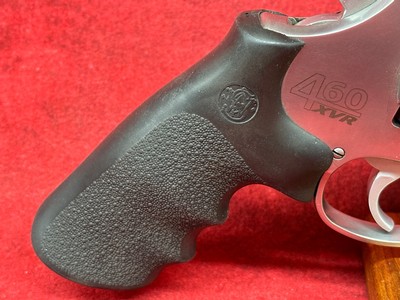 Smith & Wesson 460 XVR Extra Large 460 S&W Mag 5 Shot 8.38" Satin Compensated Barrel (163460) - Image 3 of 12