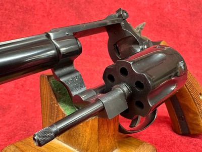 Smith & Wesson 48-3 .22 M.R.F. 6" New in Box.  22 Mag - Image 11 of 15