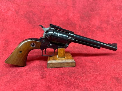 Ruger Super Blackhawk .44 Mag 7 1/2" High Gloss 5 Digit Serial # - Image 1 of 11