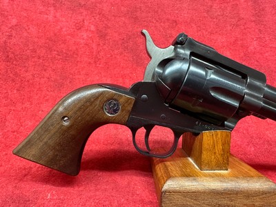 Ruger Blackhawk New Model .41 Magnum 6.5" - Image 2 of 10