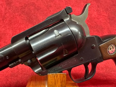 Ruger Blackhawk New Model .41 Magnum 6.5" - Image 9 of 10