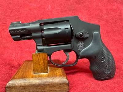 Smith & Wesson 351 Classic  22 WMR 7 Shot 1.88" Matte Black Stainless Steel Barrel (103351) - Image 2 of 3