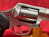 Ruger SP101 357 Mag 5rd 2.25" Satin Stainless Steel Barrel, Cylinder & Frame, Black Rubber Grip, Transfer Bar Safety, Concealed Hammer (5720& - Image 3 of 9