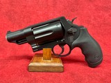 Smith & Wesson Governor Z-Frame 45 Colt (Long Colt)/410 Gauge 6 Shot 2.75" Matte Black Carbon Steel Barrel, comes with Galco Holster - Image 6 of 13