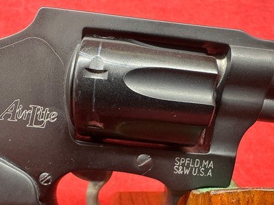 Smith & Wesson 351 Classic  22 WMR 7 Shot 1.88" Matte Black Stainless Steel Barrel, J-Frame Frame (103351) - Image 3 of 7
