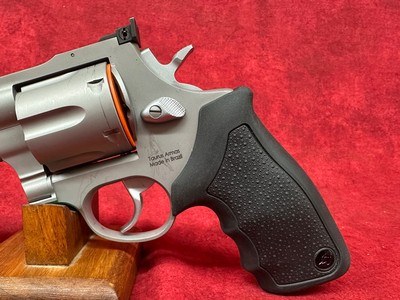 Taurus 44 Large Frame 44 Rem Mag 6 Shot 6.50" Matte Stainless Ported Barrel (2-440069) - Image 7 of 13