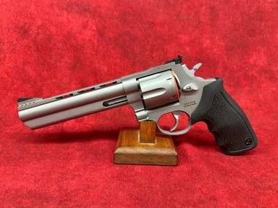 Taurus 44 Large Frame 44 Rem Mag 6 Shot 6.50" Matte Stainless Ported Barrel (2-440069) - Image 6 of 13