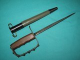 Original US WW1 Trench Knife M1917 with Reproduction Scabbard - 1 of 15
