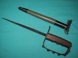 Original US WW1 Trench Knife M1917 with Reproduction Scabbard - 6 of 15