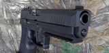 Sig Sauer P320 Xten 10mm semi-auto pistol new in case 10 mm - 4 of 12