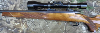 Weatherby Mark V Varmint Master 224 Wby Mag with Weatherby Imperial 6-62 scope - Image 2 of 11