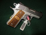 Stainless Ultra Raptor II 9mm
FREE SHIPPING $1050 - 1 of 15