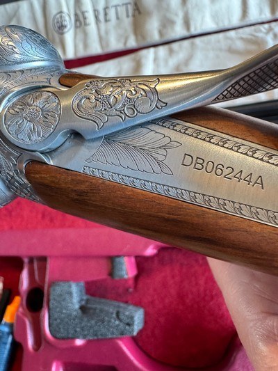 Beretta 486 Parallelo 20 Gauge – UNFIRED – 28" Barrels – Complete Factory Package – Beautiful Walnut - Image 5 of 14