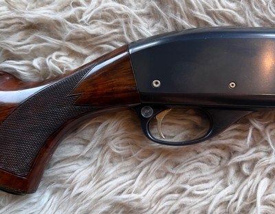 Remington 870TC Wingmaster Trap – 1966 150th Anniversary – 12ga - All Original – Beautiful Factory Walnut – 28" Full – Collector Condition - Image 4 of 12