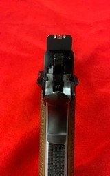 Colt 1911 Government Model - 9 of 11