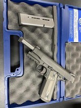 Colt Government Model COMBAT UNIT 45ACP - 1 of 15