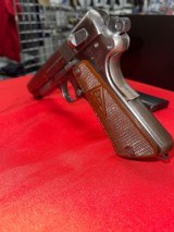 FB Radom VIS model 35 - 9 of 19