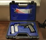Dan Wesson Valor Bobtail (V-Bob) 1911 - .45 ACP - 2 of 3