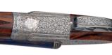 Holland & Holland
Pre-Owned 12 bore 'Royal ROUND BODY Deluxe' - 2 of 3