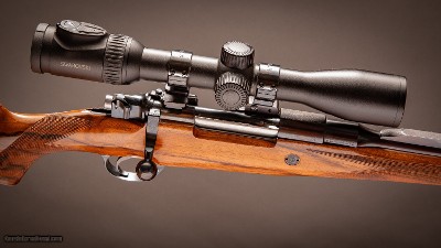 A Newly Manufactured Holland & Holland 'Bolt-Action' Deluxe Grade Magazine Rifle chambered in 30/06 caliber - Image 3 of 7