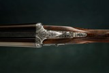 Holland & Holland 12 gauge Royal Deluxe 'Paradox' Sidelock shotgun with 28 inch barrels, two triggers and automatic safety.  - 3 of 6