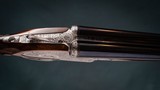 Holland & Holland 16 gauge Left Hand 'Royal' Sidelock shotgun with two sets of 29 inch barrels.  - 3 of 6