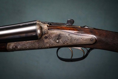 Holland & Holland 12 gauge 2-Inch chamber Dominion Model Back-Action ejector Shotgun with 28 inch barrels - Image 2 of 6