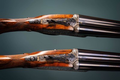 Holland & Holland 28 gauge pair of 'Royal' Deluxe model Sidelock Ejector shotguns with 28 inch barrels - Image 3 of 6