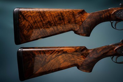 Fabbri Deluxe Composed Pair of 12 gauge Sidelock Ejector Over & Under Shotguns with 28 & 31 inch barrels.  - Image 5 of 6