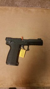 KelTecPmr30.22 magnum - 1 of 2