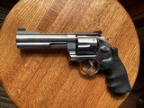 Smith & Wesson 629-5 5” Classic - 2 of 4