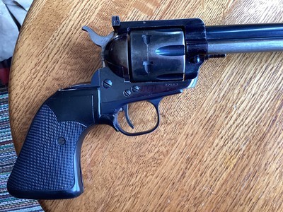 Ruger Blackhawk Early OLD MODEL Flattop RARE 357 Magnum 10
barrel
( Buntline )