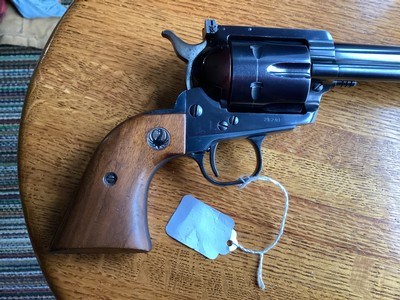 Ruger Blackhawk RARE (
7 1/2
) FLATTOP ( OLD MODEL )
44 Magnum