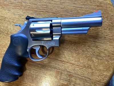 Smith & Wesson 629-2 - Image 1 of 4