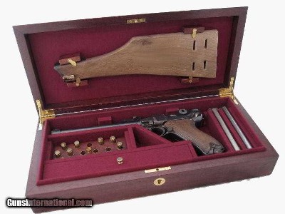 Artillery Luger Pistol
Presentation Case 