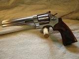 Smith and Wesson model 629 Classic Deluxe-NIB - 4 of 5