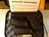 Glock M22 Gen 3-w/3Hi Cap factory mags- - 1 of 5