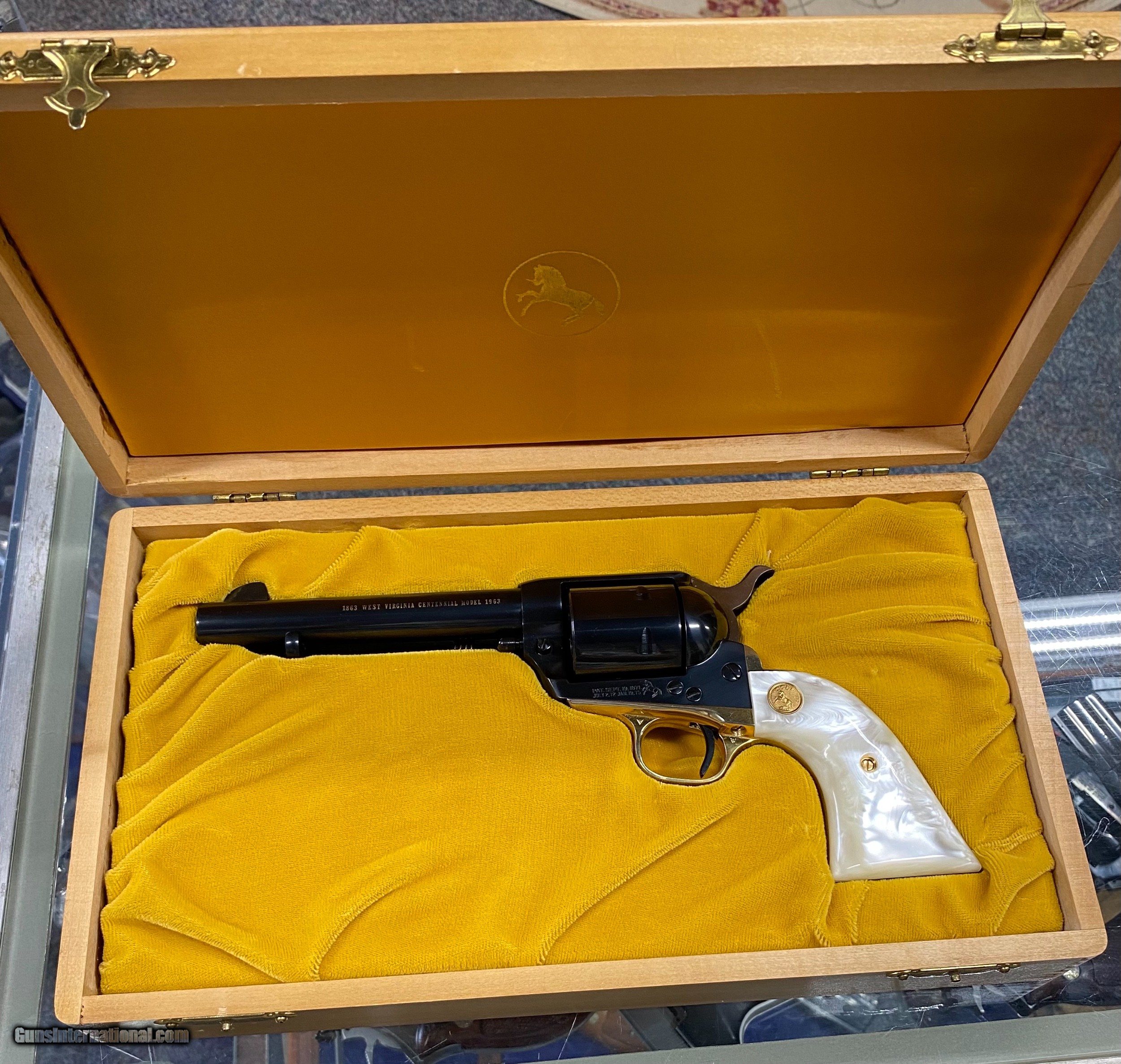 Virginia State Gun Commoratives - zfa9xpg