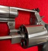 Classic S&W Model 686-6 Satin Stainless Steel .357 Magnum with 5” Barrel - 7 of 15