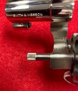 Vintage S&W Model 36 Chiefs Special .38 Special Beautiful Nickel Finish - 5 of 15