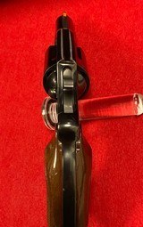 Vintage Colt Detective Special 3rd Issue .38 Special Snub Nose Revolver Manufactured in 1975 - 11 of 15