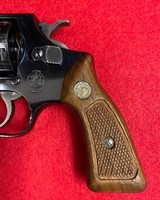 Vintage S&W Model 36 Snub Nose Revolver .38 Special Manufactured in 1968 - 9 of 15